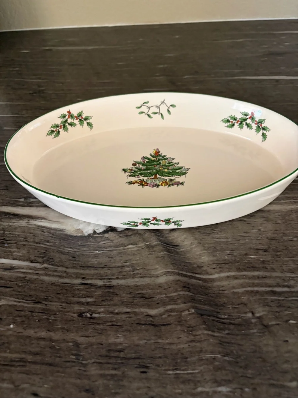 Spode Christmas Tree Oven-to-Table Oval Baker, 10.50